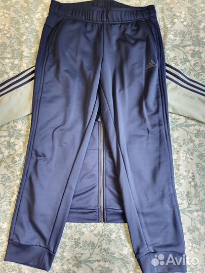 Спортивный костюм Adidas