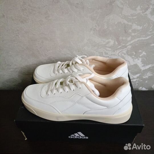 Кроссовки женские 41 размер kiabi