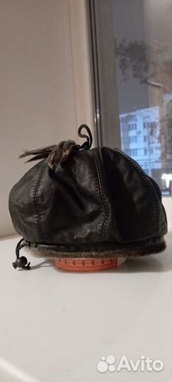 Берет женский кожаный