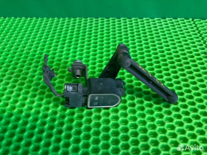 Датчик высоты дорожного просвета Bmw X5 E70