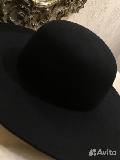 Женская шляпа
