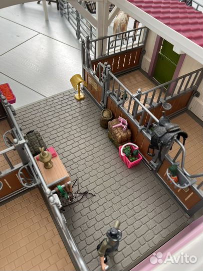 Игровой набор Schleich конюшня