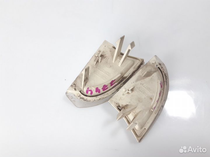 Отражатель в бампер Volkswagen Passat Cc