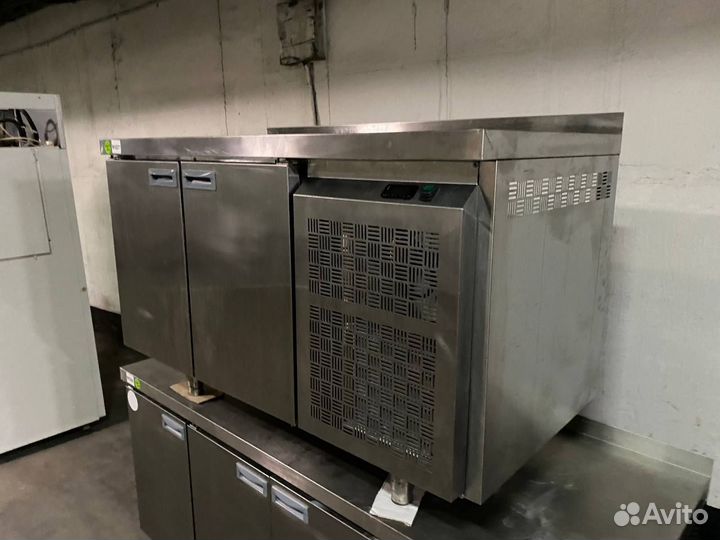 Стол холодильный