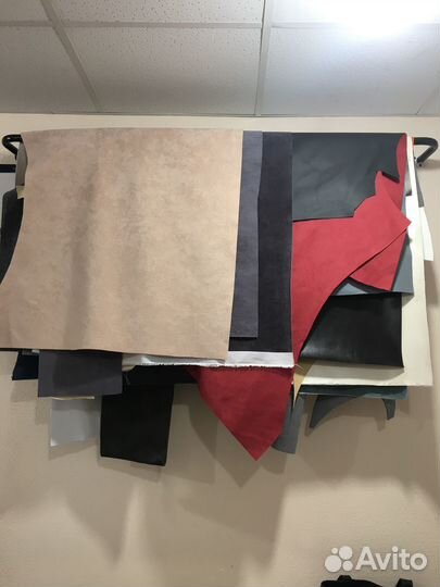 Отрезы экокожи и мебельной ткани