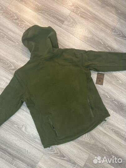 Утепленная куртка с капюшоном 