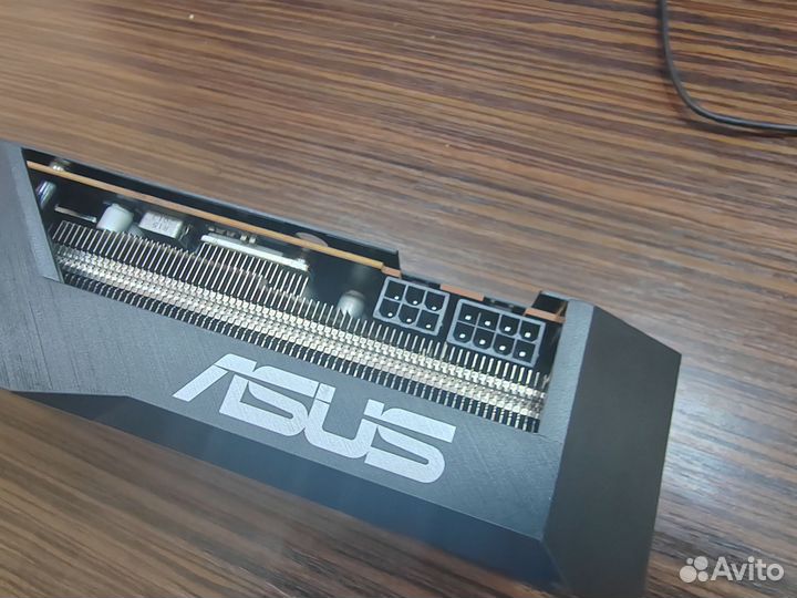 Видеокарта Asus RX 5700 XT