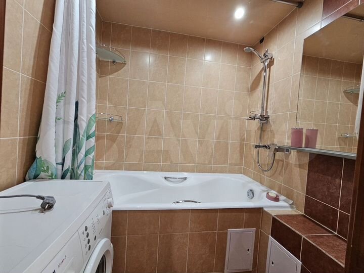 2-к. квартира, 56 м², 9/10 эт.