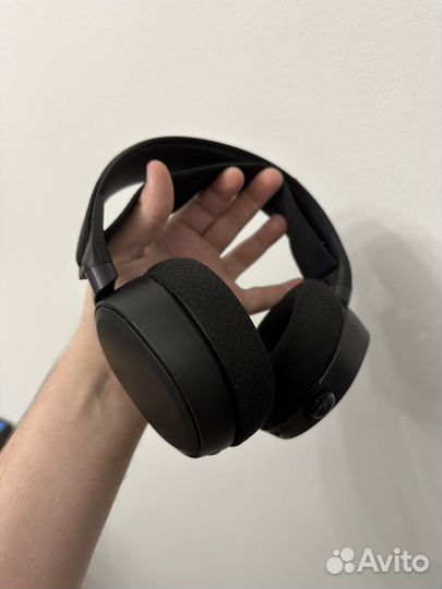 Беспроводные наушники Steelseries