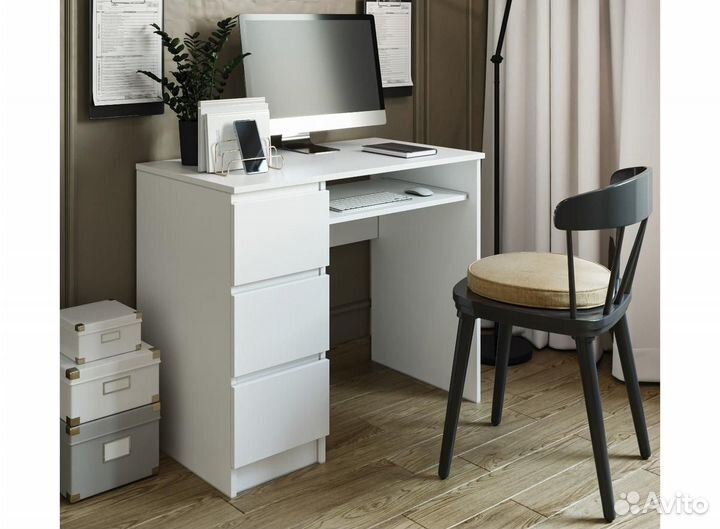 Современный письменный стол Мадера