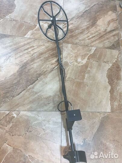 Металлоискатель Клон глубинный