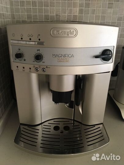 Кофемашина delonghi