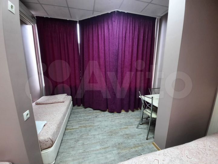 Комната 20 м² в 6-к., 1/18 эт.