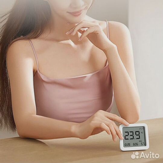 Цифровая метеостанция Xiaomi Mijia Thermometer 3