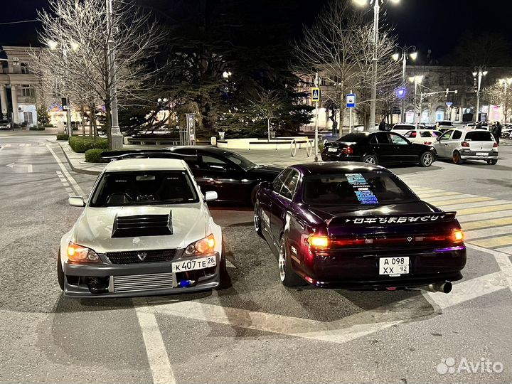 Бампер задний Toyota mark 2 90