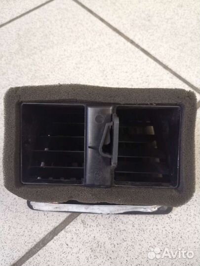 Дефлектор обдува салона Mercedes w140