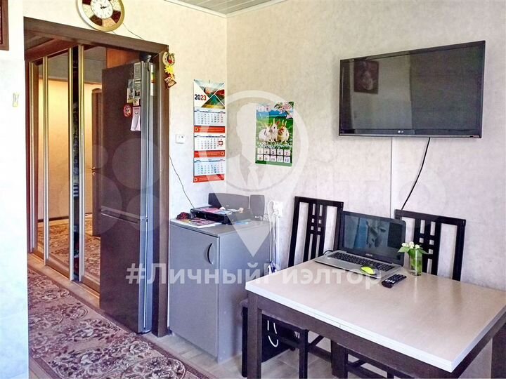 2-к. квартира, 57 м², 3/5 эт.