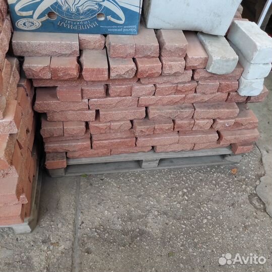 Кирпич прессованный