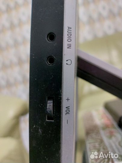 Монитор Samsung SyncMaster 1