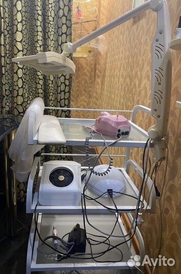 Тележка для косметолога бу