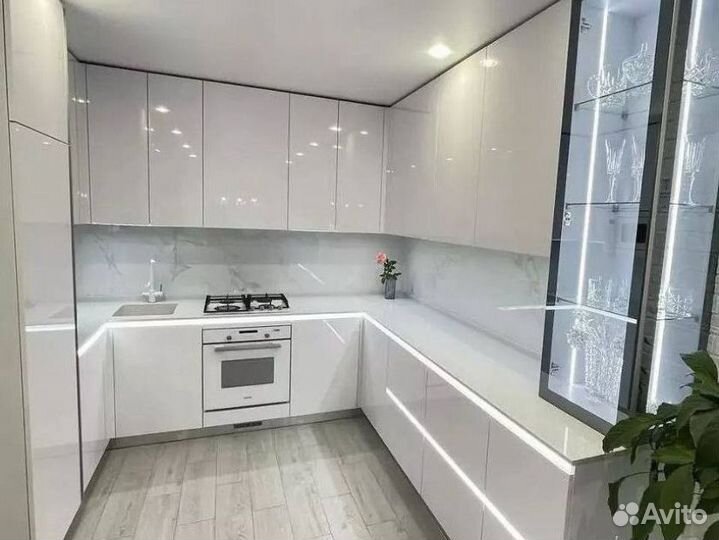 Мастер по сборке/установке кухни/врезка под ракови