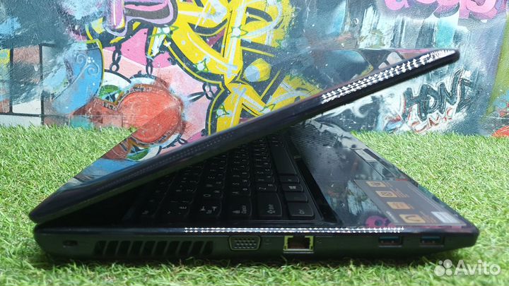 Ноутбук Lenovo Celeron/2 Gb