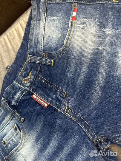 Джинсы Dsquared2 синие с потертостями s-m