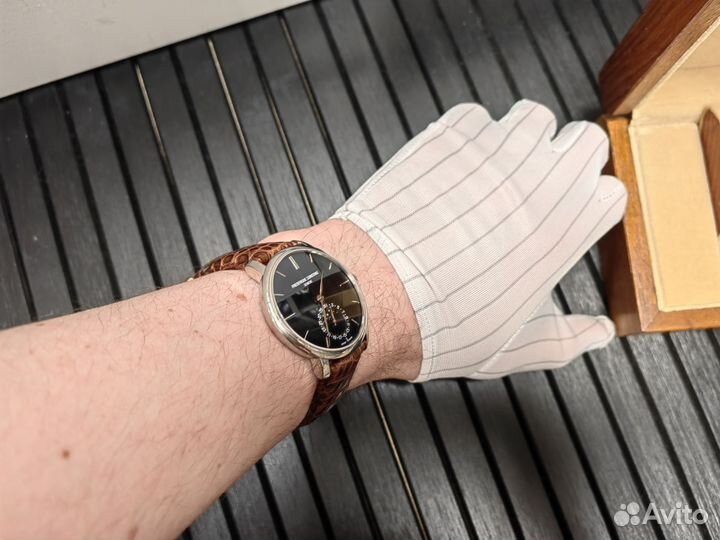 Часы Frederique Constant, мануфактура, на гарантии