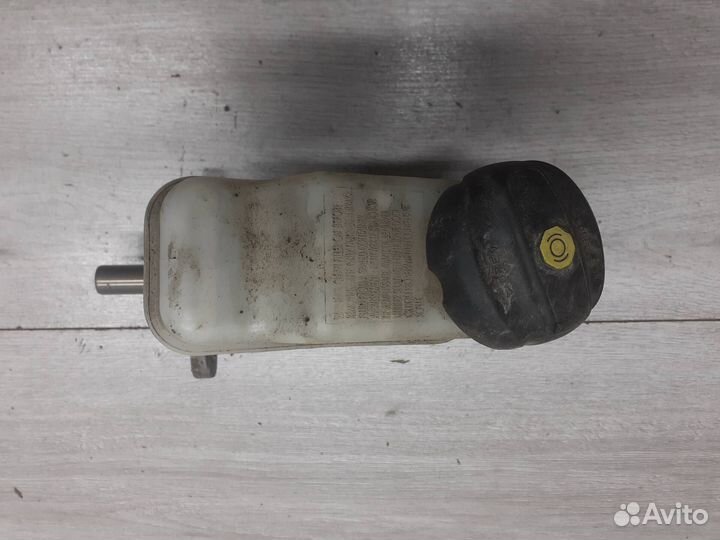 Цилиндр тормозной главный Hyundai Genesis / Equus