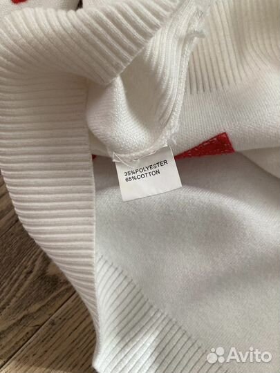 Джемпер белый женский с сердечками