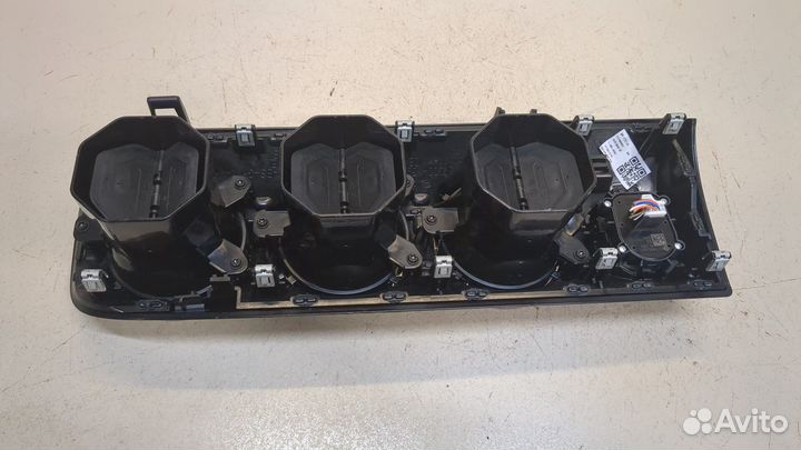 Дефлектор обдува салона Mercedes A W177 2018, 2019