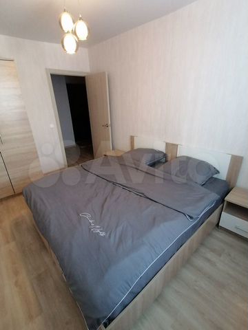 2-к. квартира, 57 м², 3/10 эт.