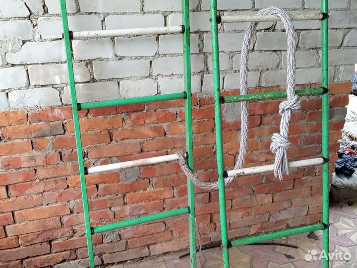 Лестница железная детская с канатом