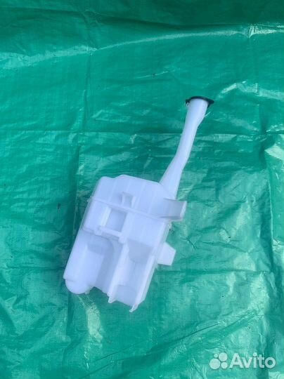 Бачок омывателя toyota camry XV40 ориг