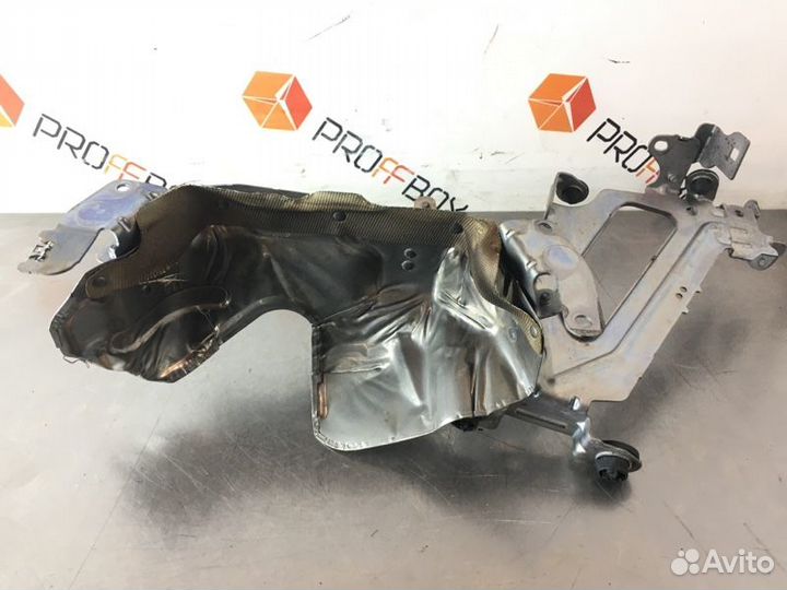 Кронштейн блока управления двигателем Mercedes