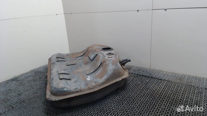 Бак топливный Hyundai Sonata 5, 2005