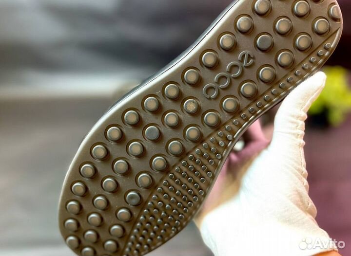 Кроссовки Ecco удобные