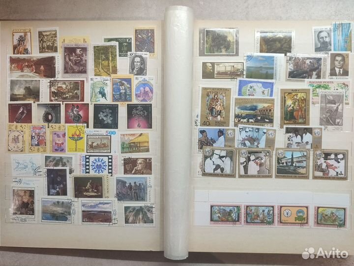 Большой альбом с марками
