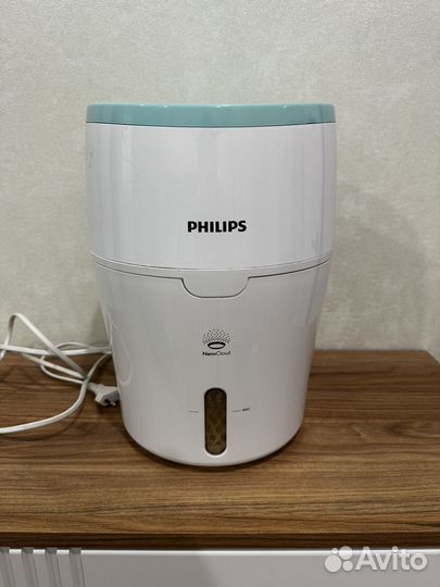 Увлажнитель воздуха Philips HU4801/01