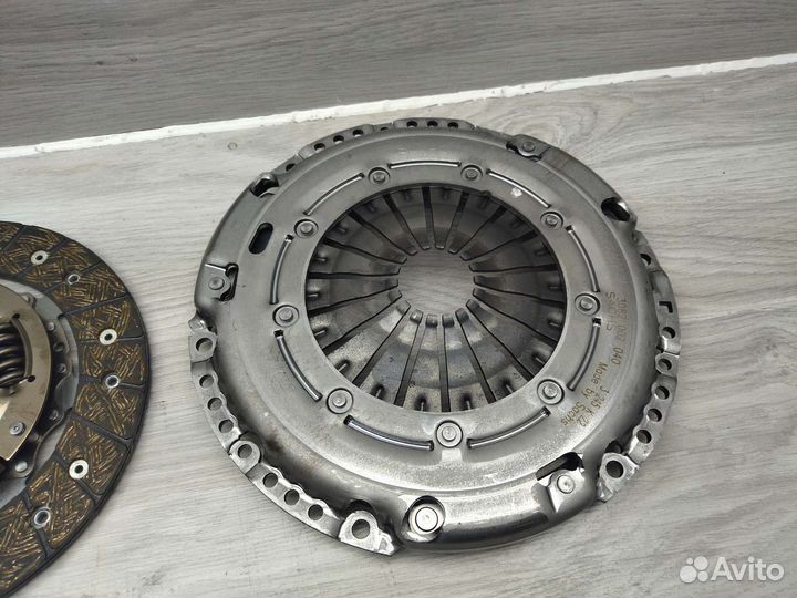 Комплект сцепления Volkswagen 1.4 TSI caxa оригин