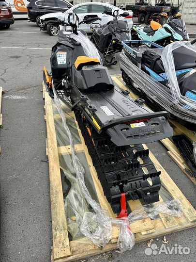 Снегоход SKI-DOO Summit X Expert 165 850 tgrm