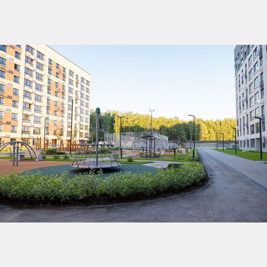 2-к. квартира, 65 м², 9/9 эт.