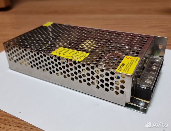 Блок питания 150 Ватт - 15 В 10А