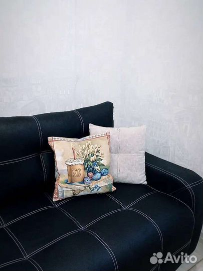 Чехол на подушку новый 50*50 гобелен пасха