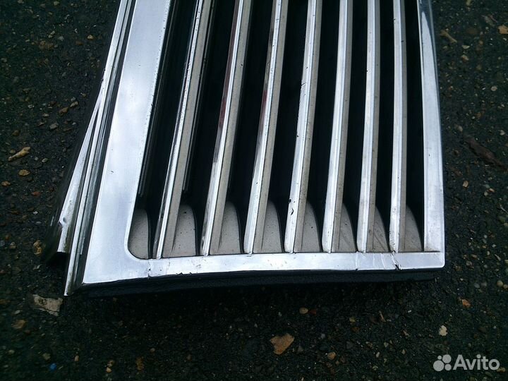 Решетка радиатора Nissan Cedric Gloria 34