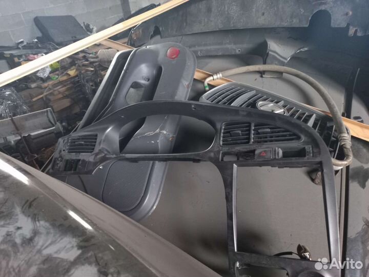 Центральная консоль Hyundai Elantra XD 3