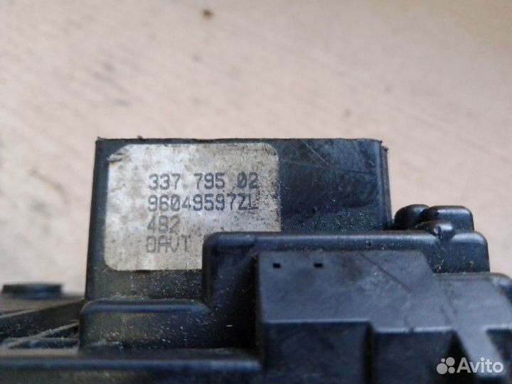 Подрулевой переключатель Peugeot 206