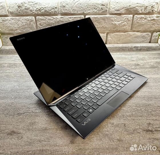 Sony трансформер i7