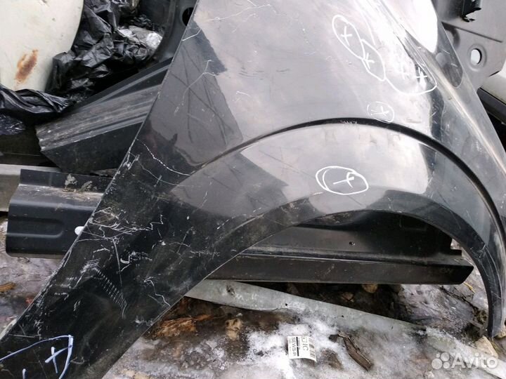 Крыло Опель Зафира Б