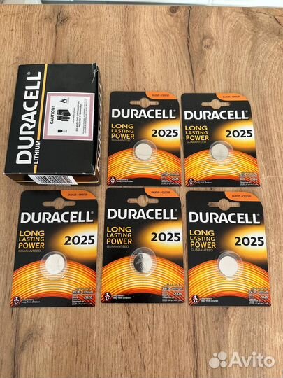 Элемент питания батарейка Duracell CR2016 и CR2025
